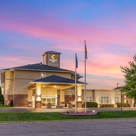 Comfort Inn Plover-Stevens Point Exterior photo