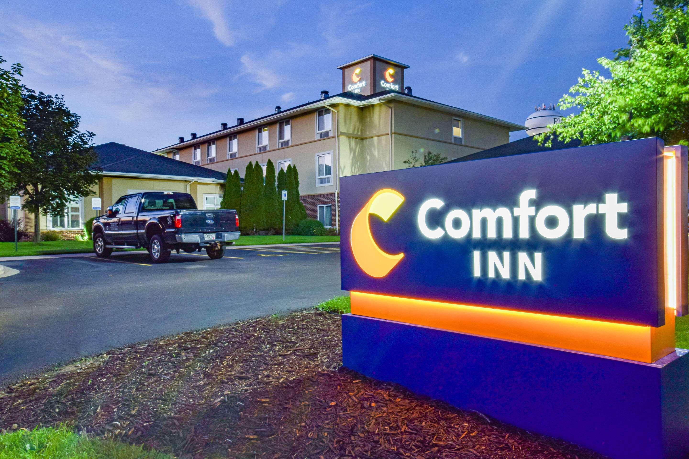 Comfort Inn Plover-Stevens Point Exterior photo